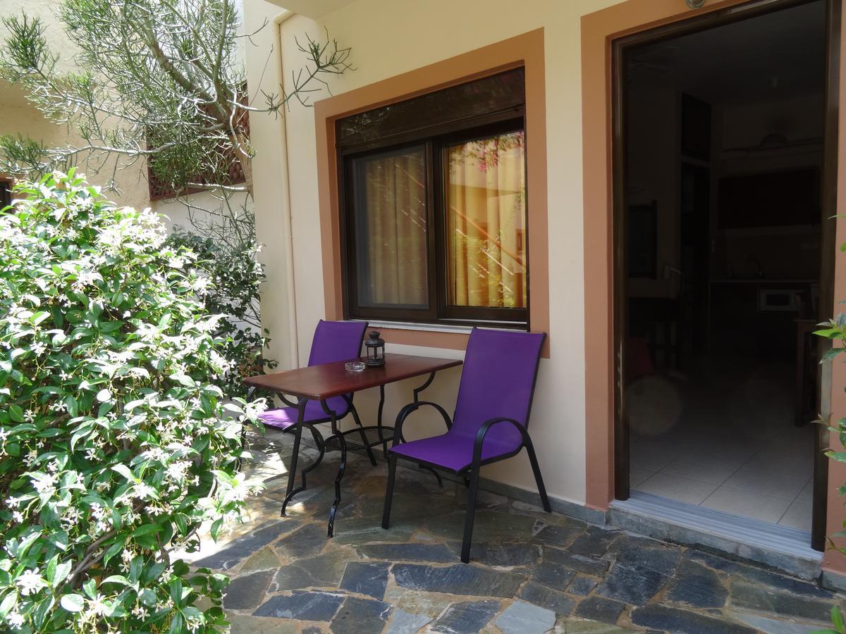 Lito Apartments Paleochora Экстерьер фото