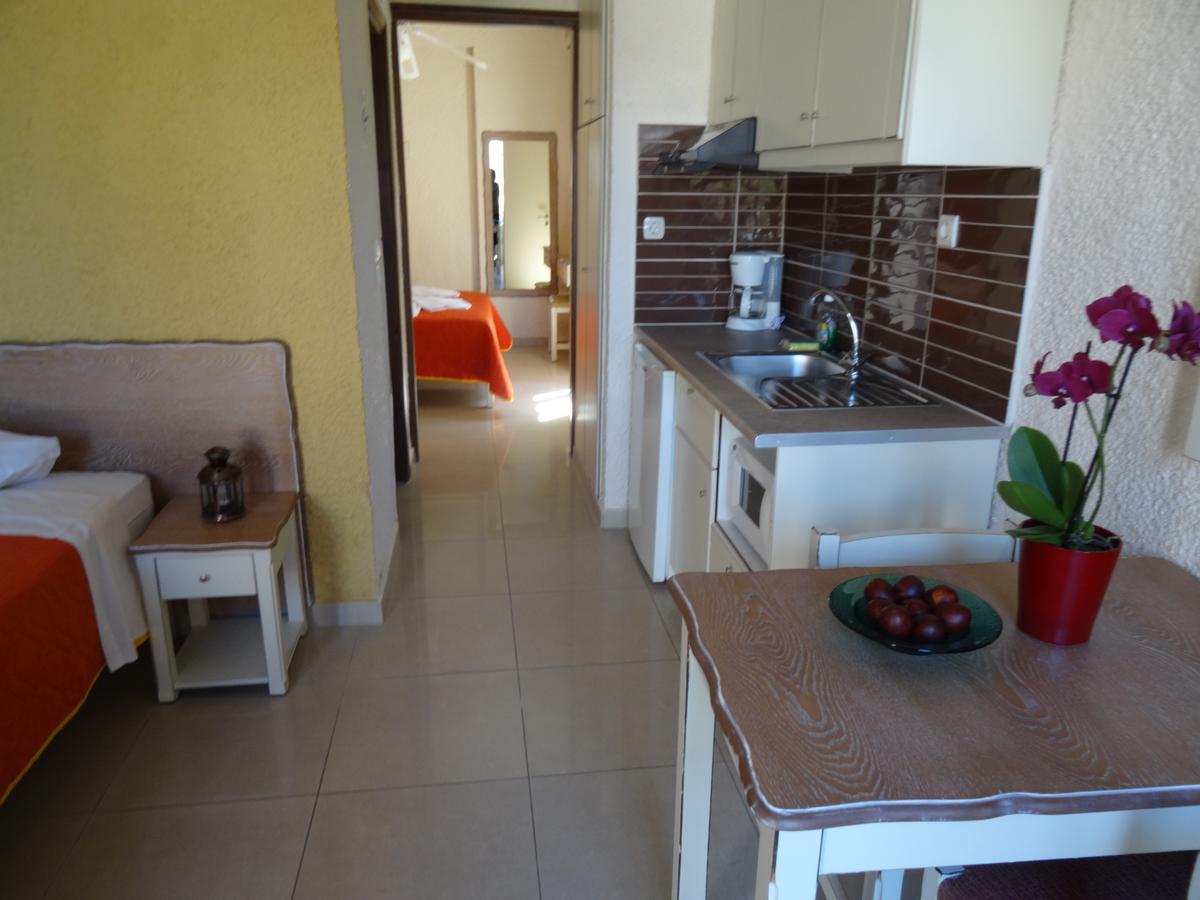 Lito Apartments Paleochora Экстерьер фото
